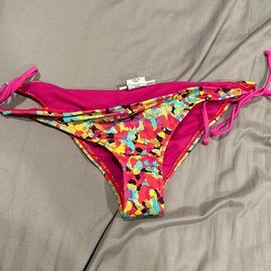 Small multicolored bikini bottoms